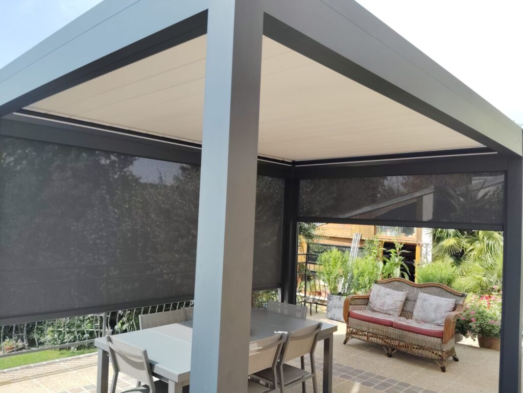 Pergola Sunday toiture finition en polycarbonate